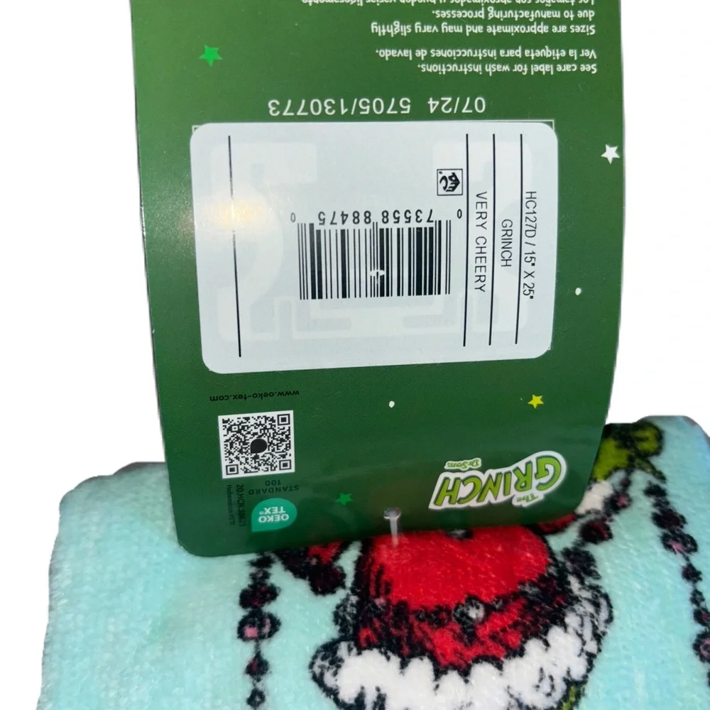 Dr. Seuss Grinch Christmas Holiday Bath Hand Towels Decor